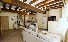Le Logis Du Beffroi